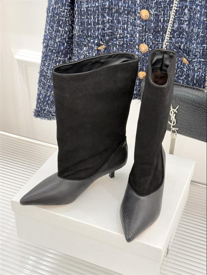 2025112817462175 400